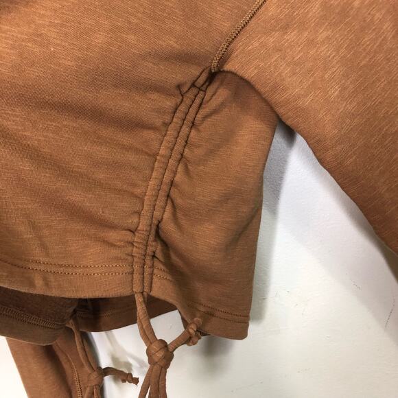 American Eagle Sweatshirt Tan Camel Crew Neck Pullover Cinch Sides Small - Picture 5 of 8